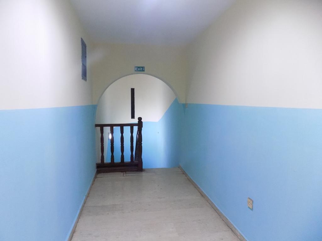 Posh Apartments And Hotel Ikeja Ngoại thất bức ảnh