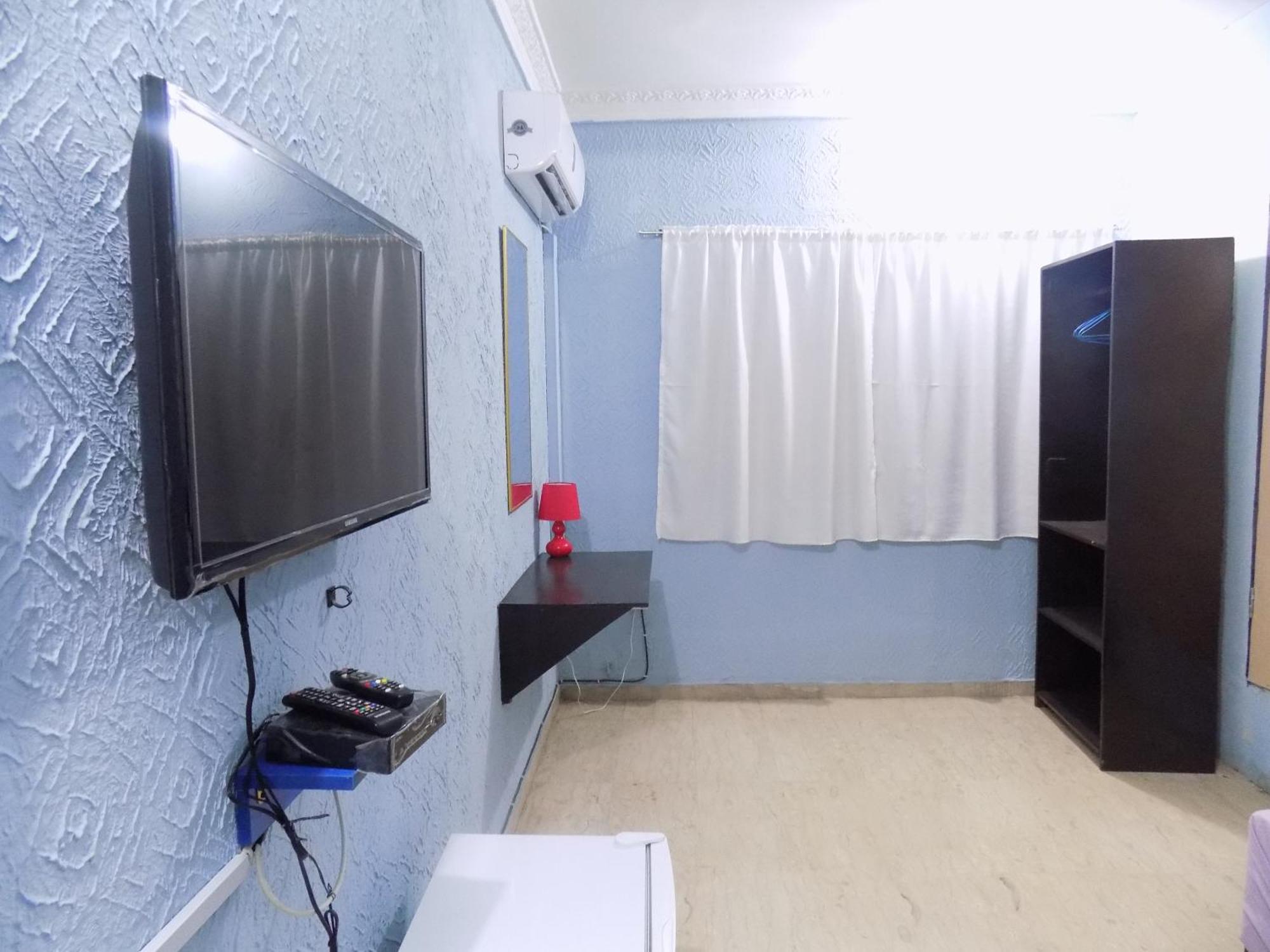 Posh Apartments And Hotel Ikeja Ngoại thất bức ảnh