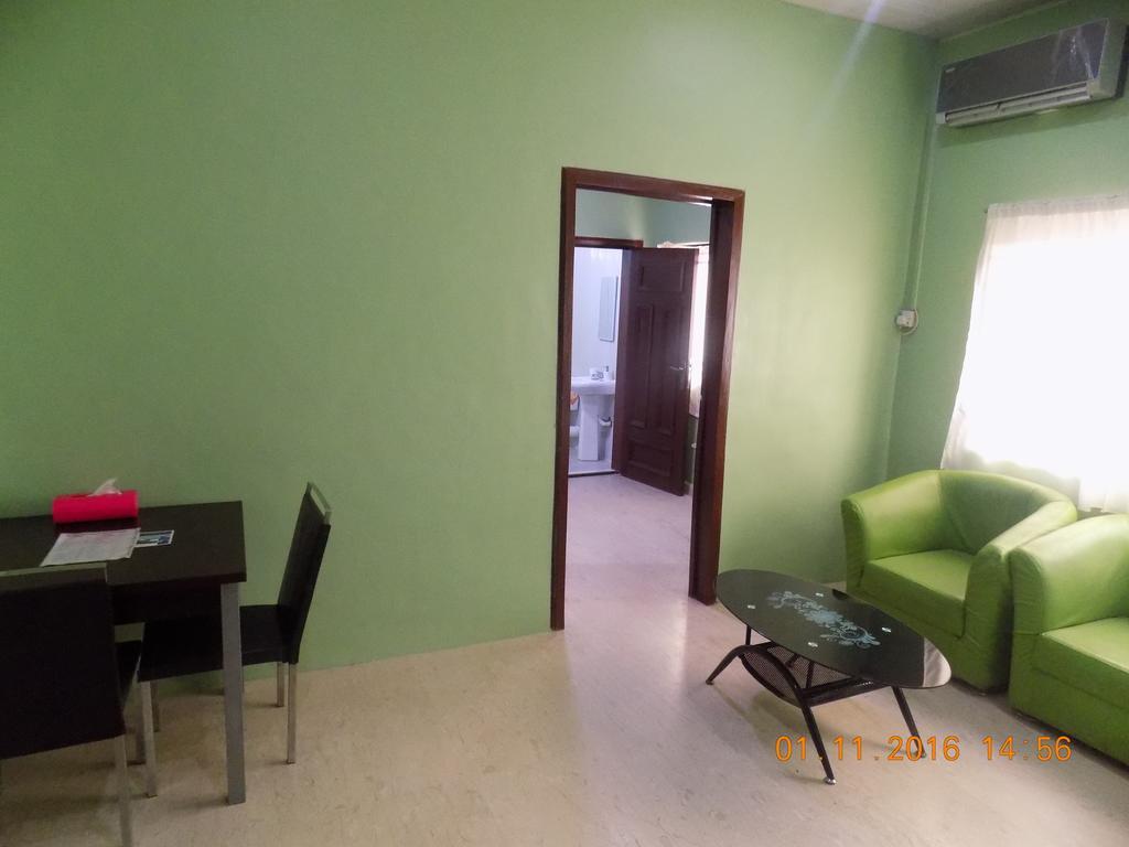 Posh Apartments And Hotel Ikeja Ngoại thất bức ảnh