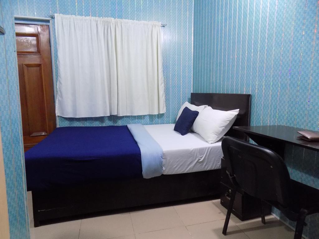 Posh Apartments And Hotel Ikeja Ngoại thất bức ảnh