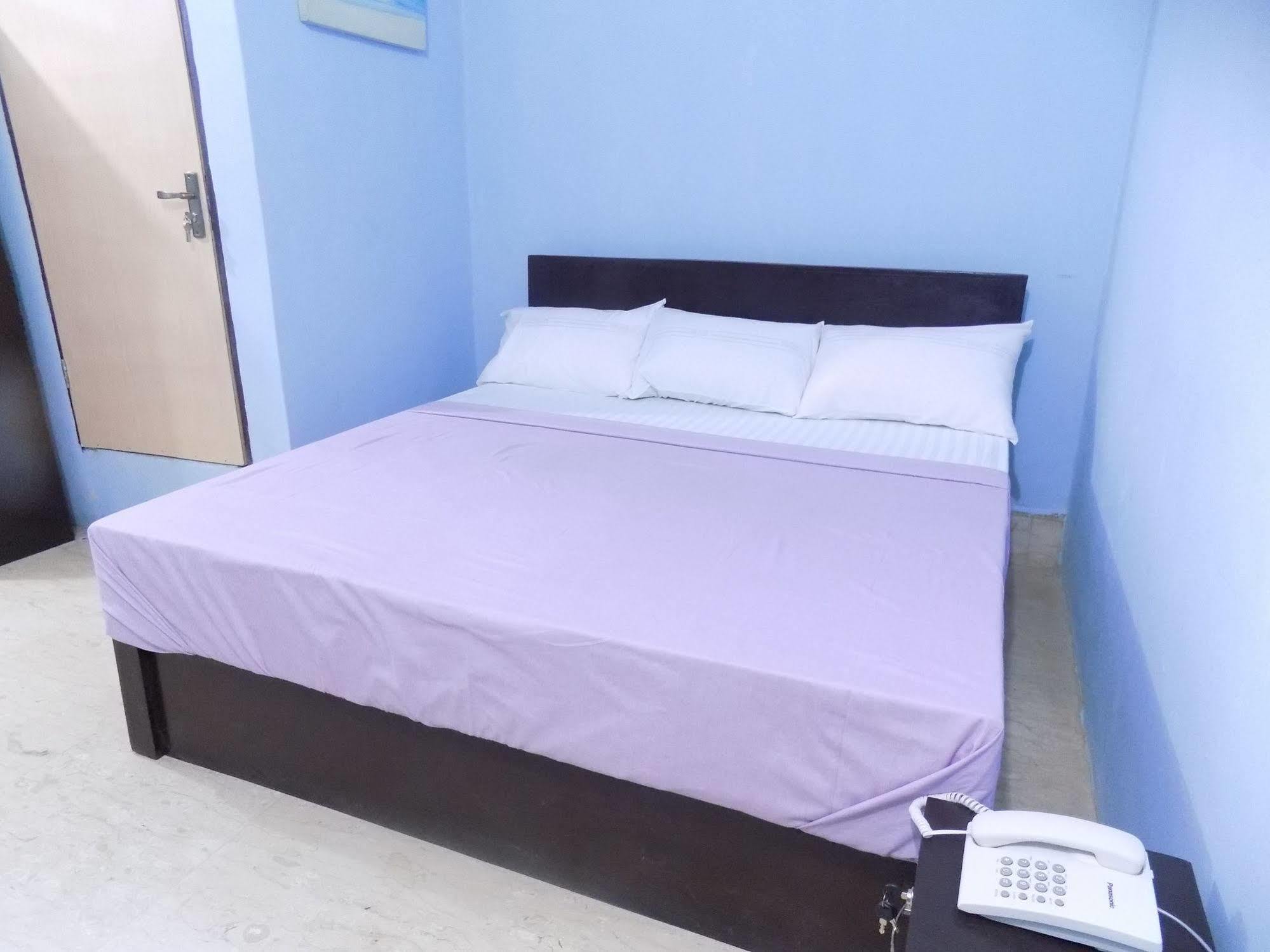 Posh Apartments And Hotel Ikeja Ngoại thất bức ảnh