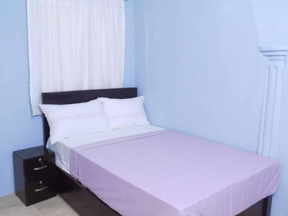 Posh Apartments And Hotel Ikeja Ngoại thất bức ảnh